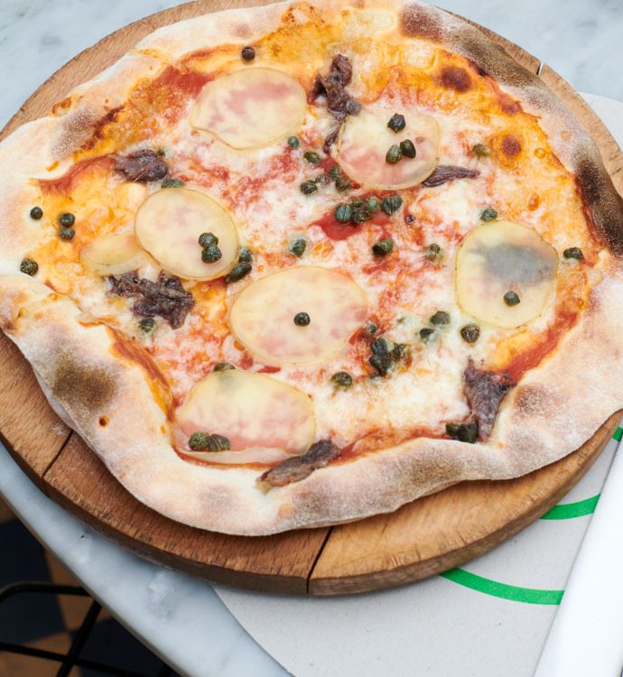 0012 - 2021 - Gees Restaurant & Bar - Oxford - High res - Food Anchovy & caper pizzetta - Web Feature