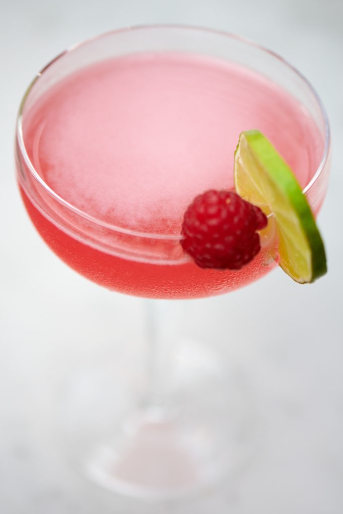0015 - 2021 - Gees Restaurant & Bar - Oxford - High Res - Cocktail Geesmopolitan (Press Web)