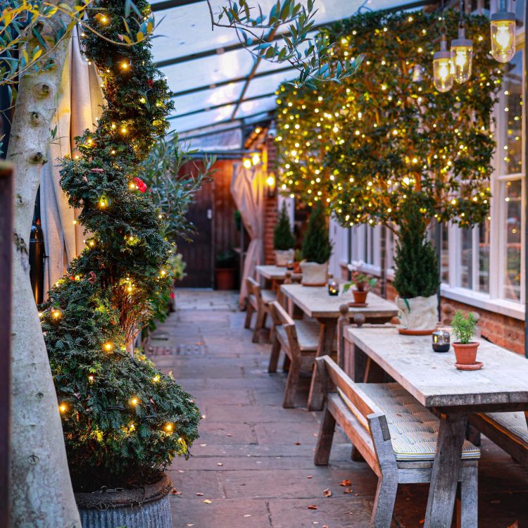 0036 - 2020 - Gees Restaurant & Bar - Oxford - High Res - Outdoor Dining Winter Decoration (Press Web)