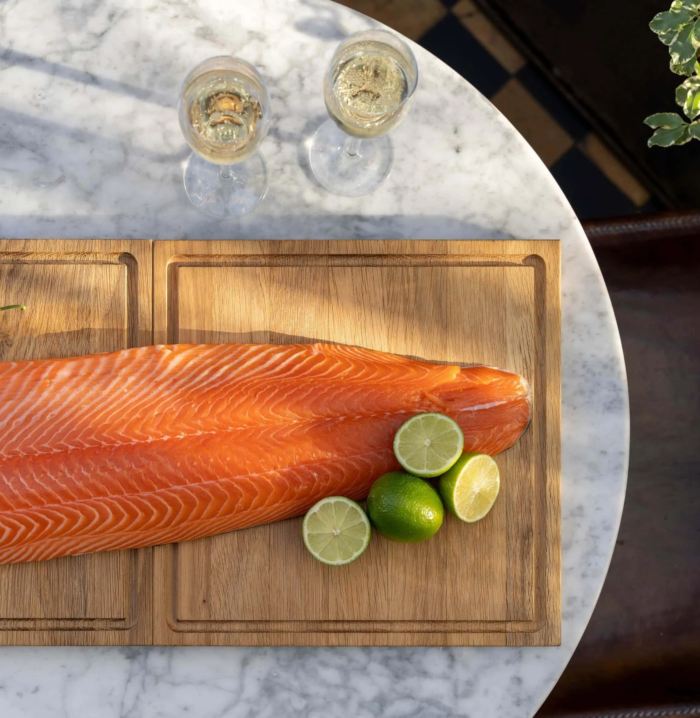 A7R06504-2023-Gees-Restaurant-Bar-Oxford-High-Res-Festive-Foods-Fresh-Salmon-Champagne-Web-Hero-aspect-ratio-2313-2374